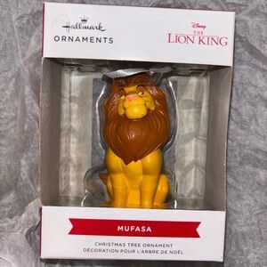 Hallmark Mufasa Ornament - Yellow and Brown